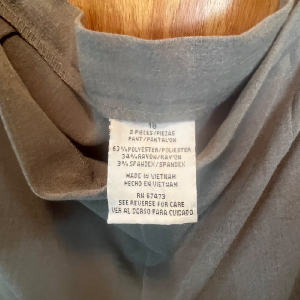Gray Short Sleeve Pantsuit - Picture 5 of 5
